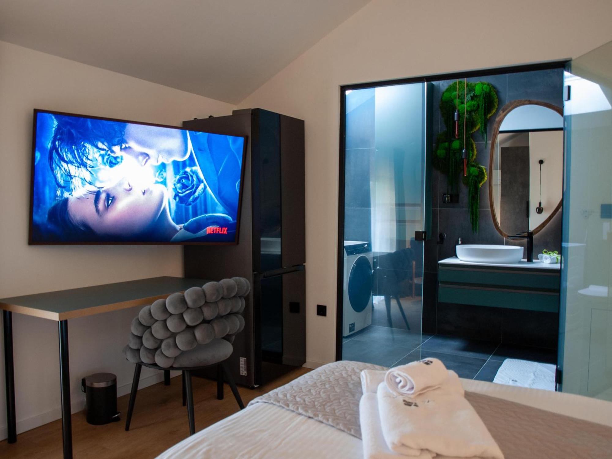Nova Luxury Design Hotel Jezdovec Exterior photo